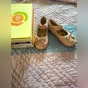 Livie and Luca Willow Shoe in Desert